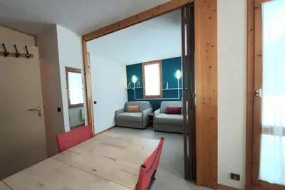 Image de Rez-de-chaussée, vue pistes de ski, terrasse, télévision, casier à ski, 27m², Valmorel