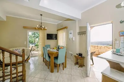 Image de Creta Sea View 2br Maisonette by ΜΡS