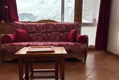Image de Appartement au pied des pistes de fond avec vue imprenable sur les montagnes