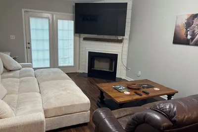 Image de Simple Comfort 2-bedroom home 4. 5 miles from the Augusta National Golf Course!