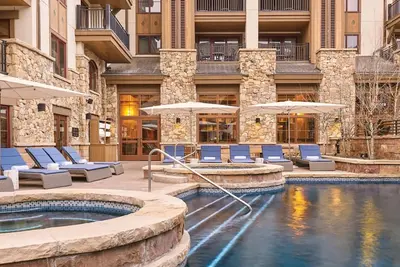 Image de The Sebastian - Vail Village Location, 5 Star Amenities & Services, Parking