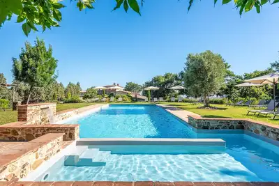 Charmante maison de 2 chambres à Trequanda