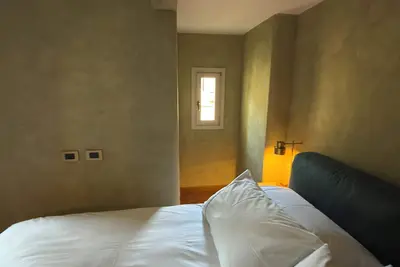 Image de In Downtown Florence above Santa Croce, the most beautiful church, renovated 2026