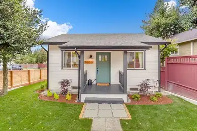 Image de Cute West Seattle cottage; minutes to downtown w/ A/C.