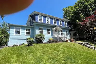 Image de Elegant 4 bedroom 1900 farmhouse, historic district:Vassar, Marist, Cia, Ibm!