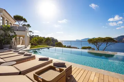 Image de Villa Mimosa - Six Chambres Villa, Couchages 12