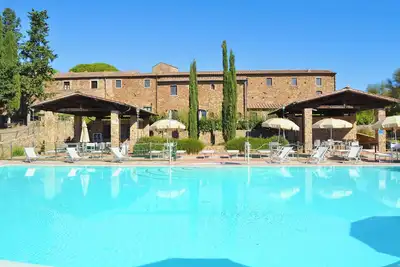 Image de Residence with swimming pool in Campiglia Marittima