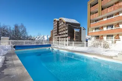Image de Alpe Huez apt dans résidence 4 étoiles avec piscine et sauna