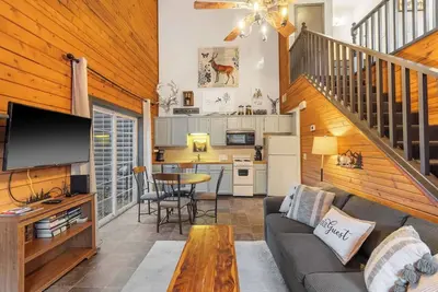 Image de Adorable 2-bedroom condo cabin with Ac in lively Branson close to everything!