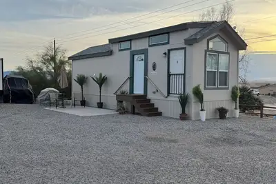 Image de Cozy 1-bedroom cottage in beautiful Lake Havasu  with Ac, located in premium Hoa