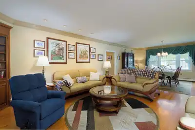 Image de Sunny & Tranquil Ranch Home, 3-2 Wilm & Philly