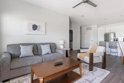 Image de Landing | Incredible 2bd, Pool