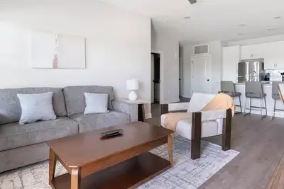 Image de Landing | Incredible 2bd, Pool