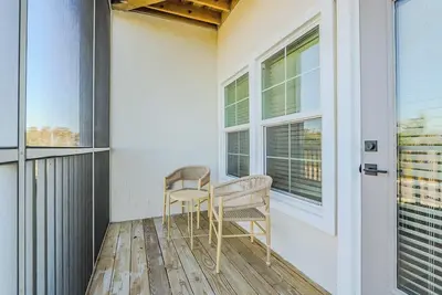 Image de Landing | Incredible 2bd, Pool