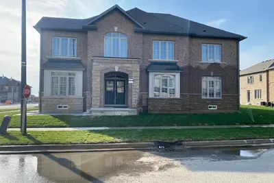 Image de 2026 Vrbo Upscale 6 Bedroom plus 4 Bath Stay | Space, Comfort & Privacy