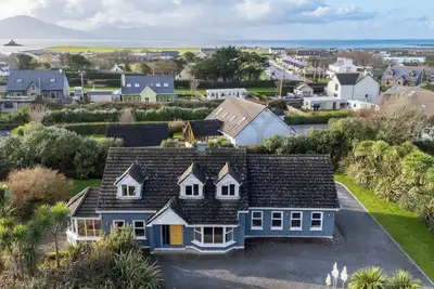 Image de The Paddocks 4 bedroom home