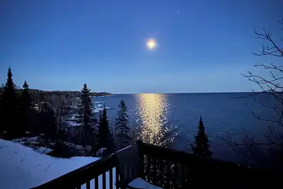 Image de Windsong Oasis on Lake Superior