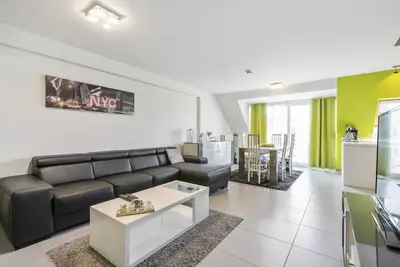 Beau duplex situé sur la place du marché