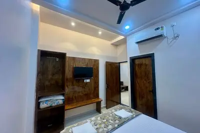 Radhe Krishna Homestay