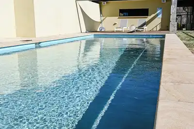 Image de Beautiful spacious 10 person haven with pool