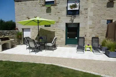 Image de Maison de vacances « Gîte Les Hortensias avec piscine » avec piscine privée, Wi-Fi et climatisation