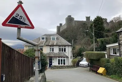Image de Harlech Castle and Beach Home