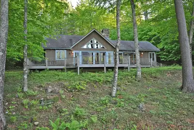 Image de Secluded Chalet with private pond