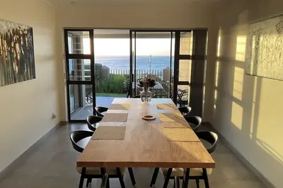 Image de The Tarp @ Whale Cove, ocean and Whale view in De Kelders