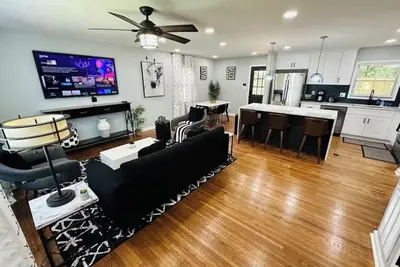 Image de Spacious 4br Home Close to Downtown Atlanta