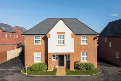 Image de Family Home | Office, Garden & Country Park Views