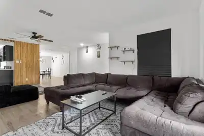 Image de Private Austin Retreat - Near Downtown, Ut, 6th St