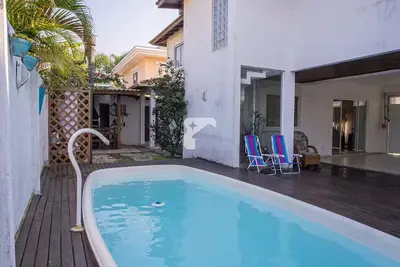 Image de Novelty house with pool and bathtub - 600m from the beach