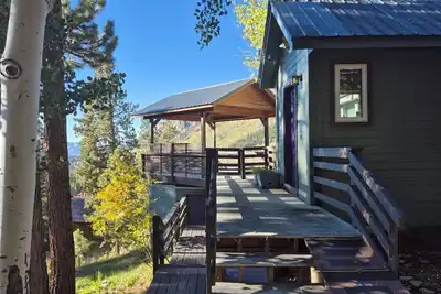 Image de Cliffside Modern Mountain Retreat