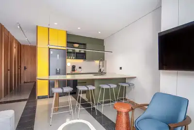 Image de Deluxe 3-Bed/2-Bath | Granada Walk Anywhere | 104