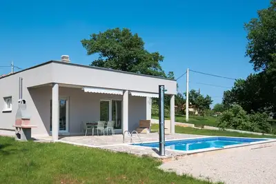 Image de mit eigenem Pool by Interhome