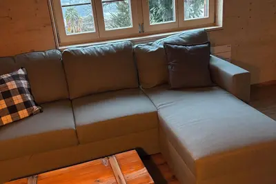 Image de Beautiful, gently renovated apartment in the beautiful Bernese Oberland.