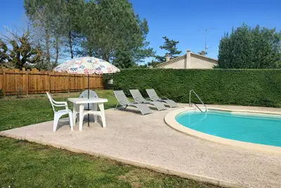 Image de Maison avec piscine à 5 minutes du centre d'Eymet