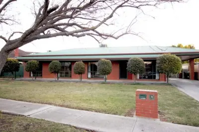 Image de Manor on McIntyre