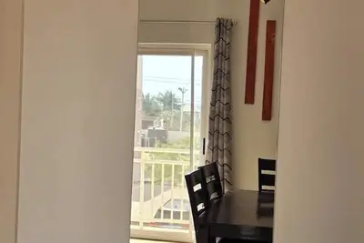 Image de UrbanSuits Devtraco Court B 2Bedroom With Balcony