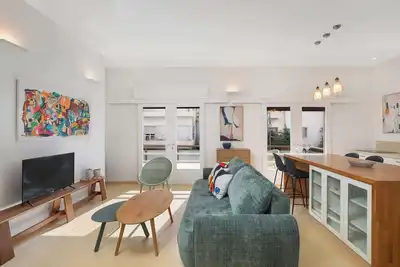 Image de Peaceful 2br Apt w/ Balcony by HolyGuest