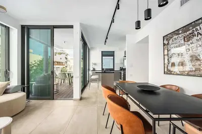 Image de City escape in Geula by HolyGuest