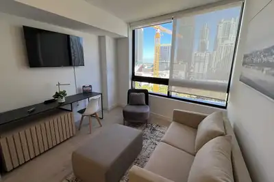 Image de Condo in Downtown Miami 1br/1ba Rooftop pool with luxurious amenities.