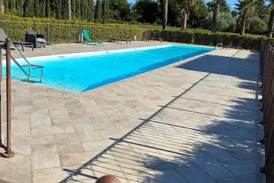 Image de Bel appartement, grande terrasse une jolie résidence sécurisée  piscine et  box