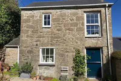 Image de The Old Studio, character holiday cottage, with open fire in St Just