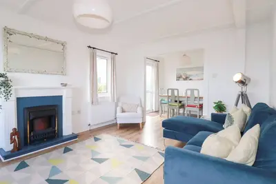 Image de Ms Merryn 37 St. Cadocs, pet friendly, with a garden in Padstow