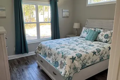 Image de Relaxing 3-bedroom house close to\nHolden Beach!