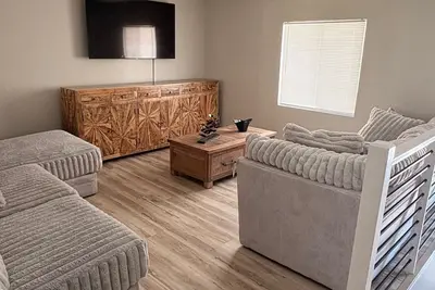 Image de Spacious 4br Retreat in Tranquil Fairfield, Game Room & Huge Deck