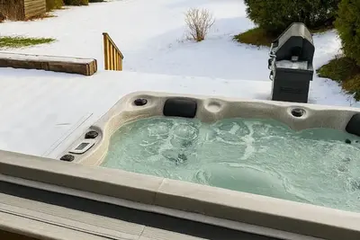 Image de Chalet RiverSide - Waterfront | Spa