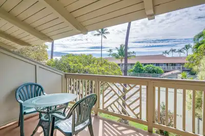 Image de Kihei Bay Surf B212: Beachside Studio w/ Pool & Lanai