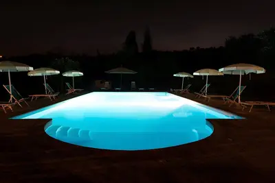 Image de Maison de vacances « The Ancient Valley – Cautha » avec piscine, jardin et Wi-Fi partagés